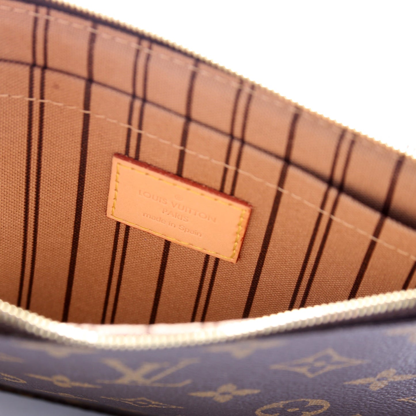 Pochette Only Monogram Neverfull
